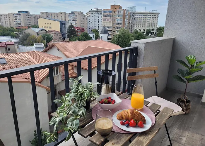 아파트 Stylish Escape, Fireplace, Sunset Views *