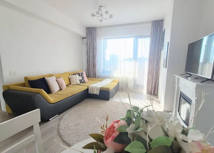 Апартаменти Stylish Escape, Fireplace, Sunset Views Бухарест