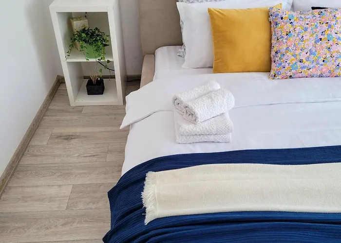 Stylish Escape, Fireplace, Sunset Views Apartament Bucureşti