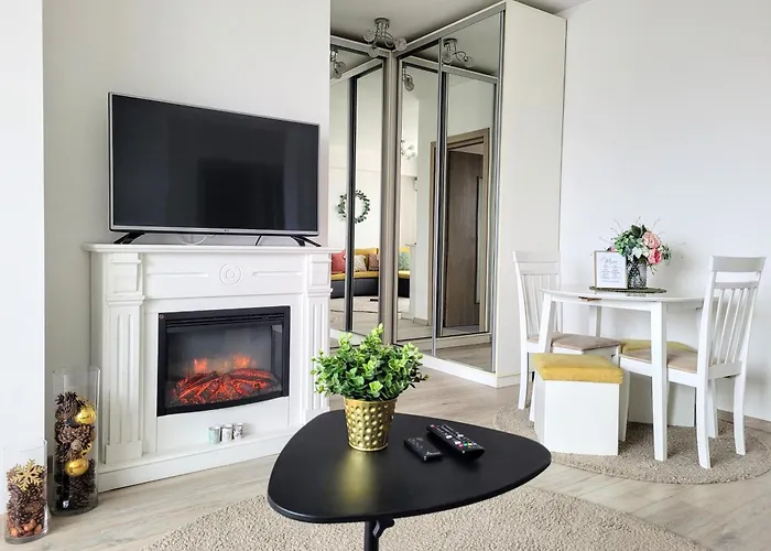 Stylish Escape, Fireplace, Sunset Views *