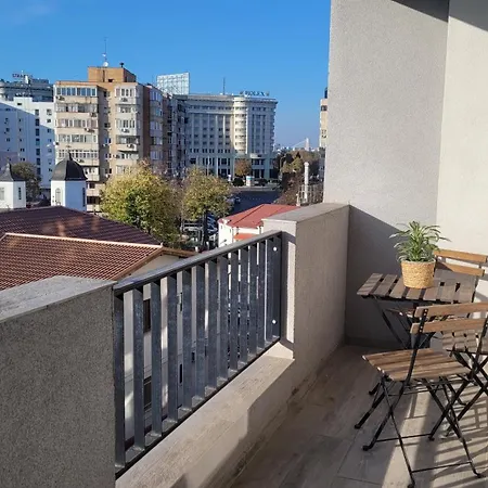 Stylish Escape, Fireplace, Sunset Views * Bukarest