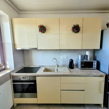 Stylish Escape, Fireplace, Sunset Views * Bukarest