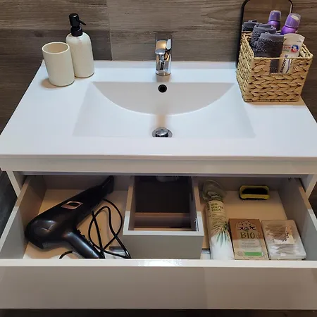 Stylish Escape, Fireplace, Sunset Views *